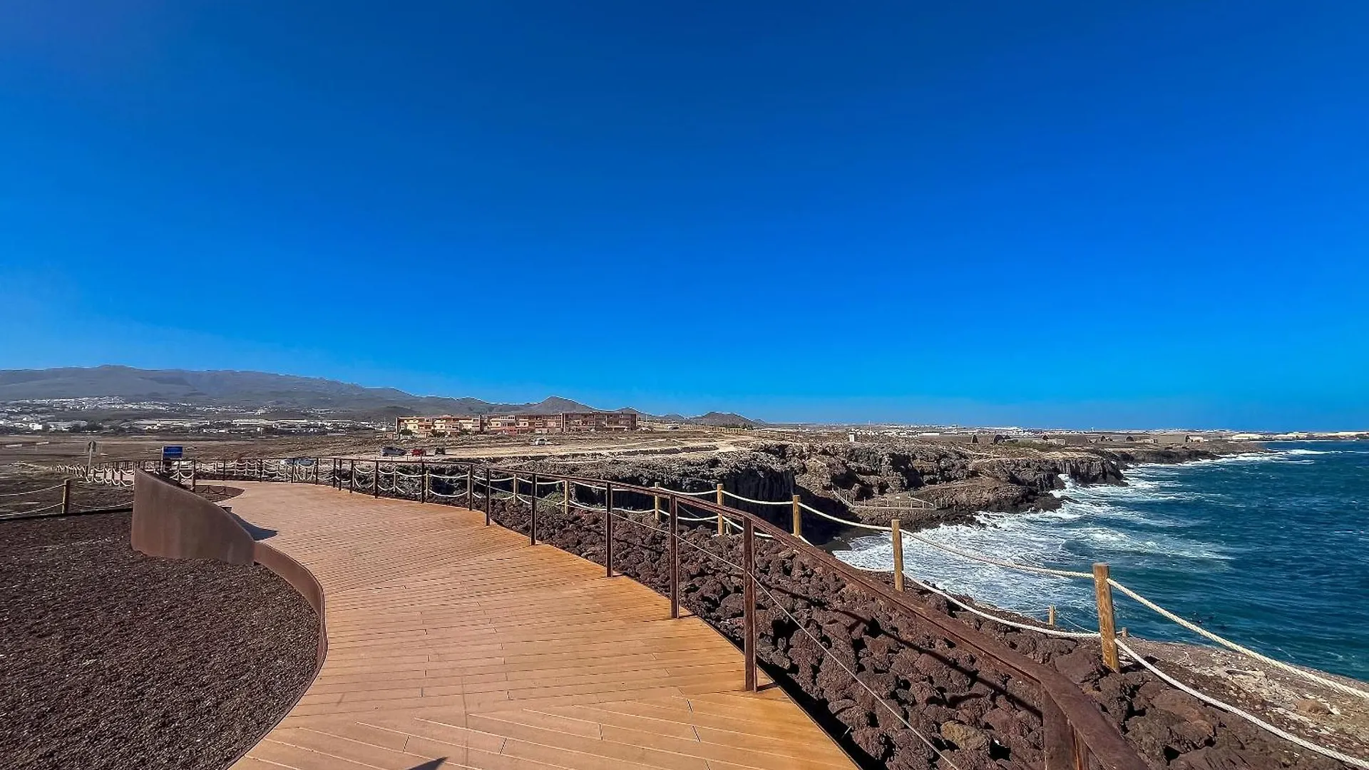 Playa Del El Burrero Vista Al Mar Lightbooking Ingenio Apartment